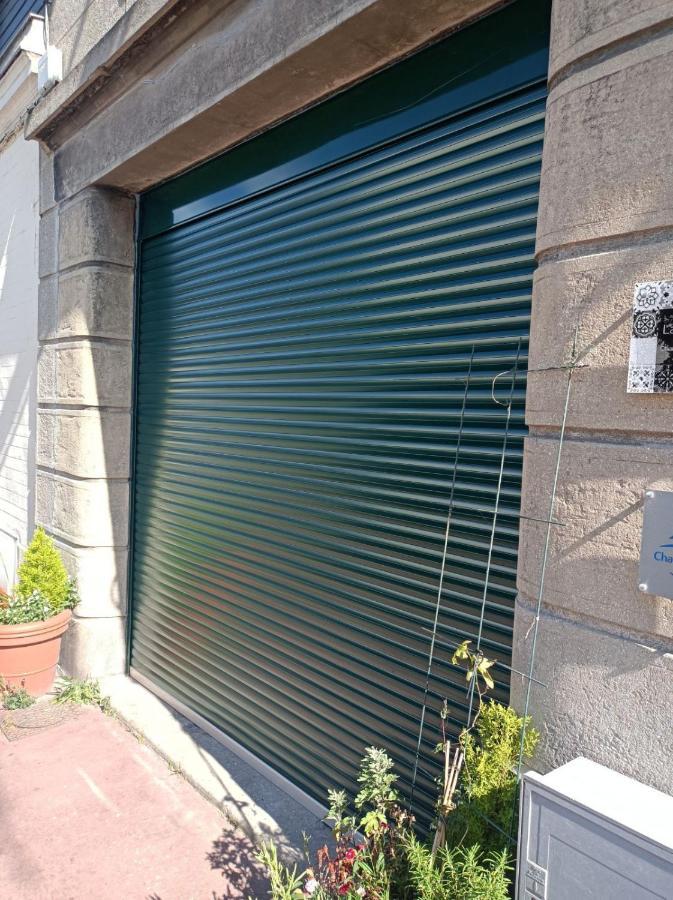 Villa Des Chats Calais Exterior photo